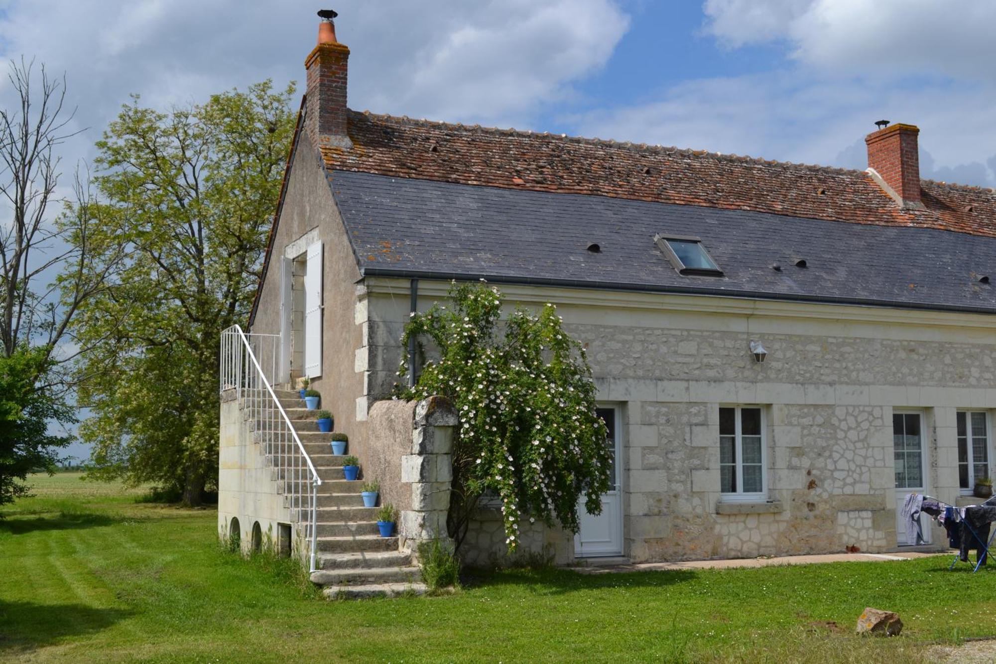 Escale A Villeperdue Chambre Neringa Saint-Épain Exterior foto